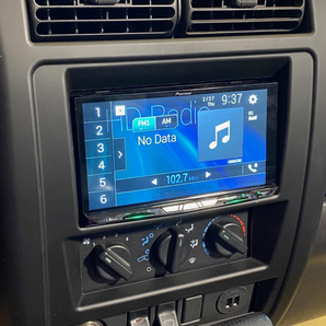Metra 95-6541 Double DIN Dash Installation Kit for 2003-06 Jeep Wrangler