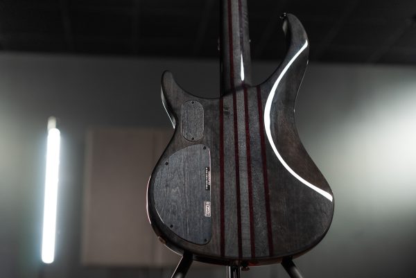 Peavey Cirrus® 4 Flame Maple 35S Trans Black 35S Bass Guitar
