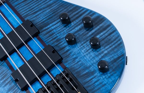 Peavey Cirrus® 4 Flame Maple 35S Trans Blue 35S Bass Guitar