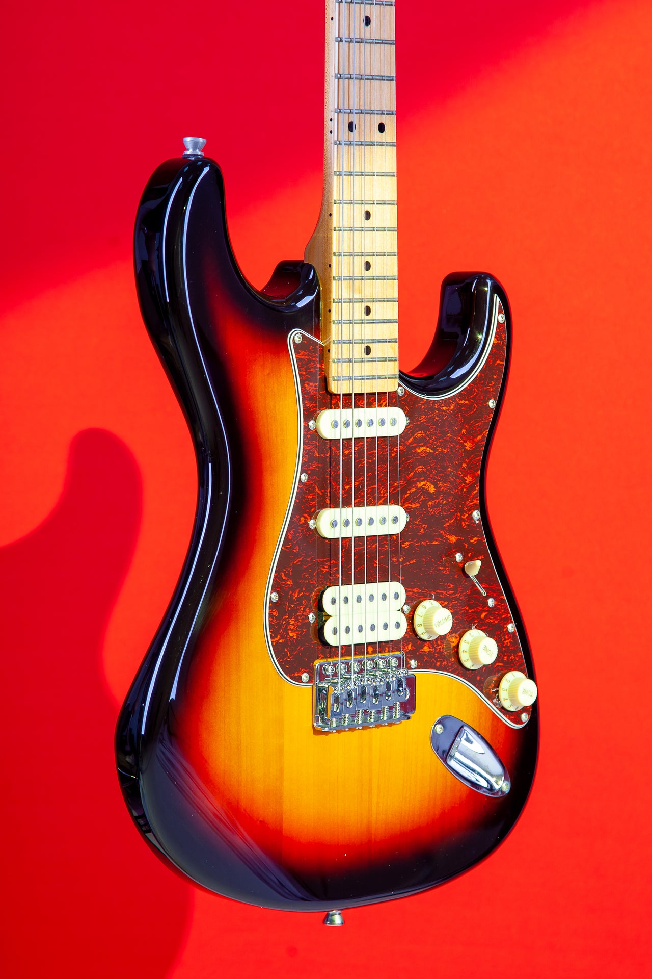 Tagima TG 540 SB-LF/TT Electric Guitar (Sunburst)