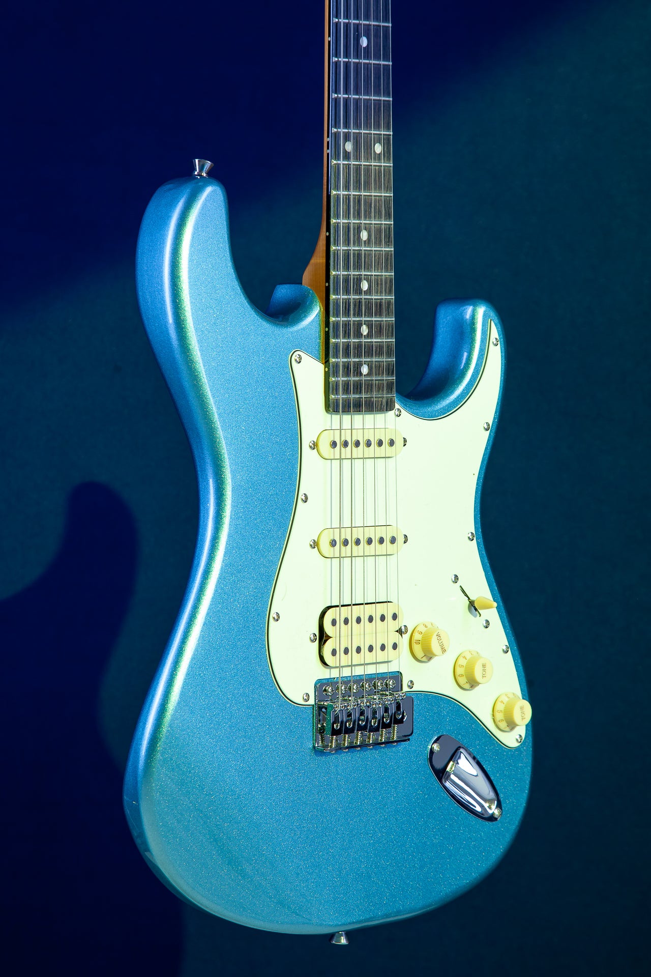 Tagima TG 540 LPB-DF/MG Electric Guitar - Lake Placid Blue