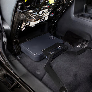  Alpine PSS-23WRA2 audio system kit components including speaker, amplifier, wires, and accessories for Jeep Wrangler and Gladiator.