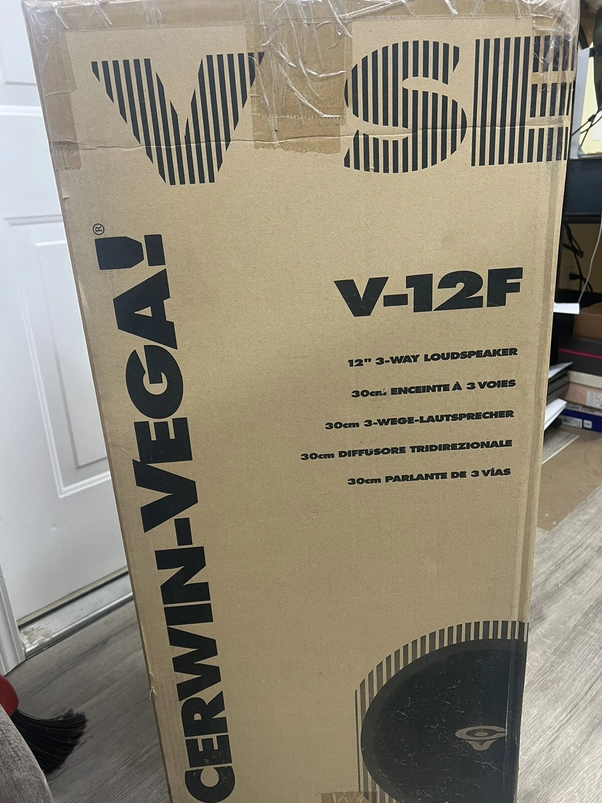 Cerwin-vega V-12F 3-way 12" V Series Tower Speaker